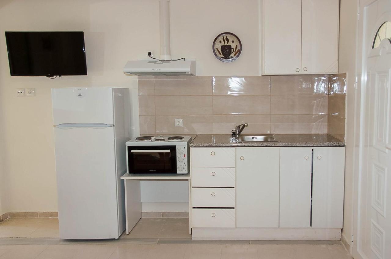 Ronzi Apartments カメナブルナ エクステリア 写真