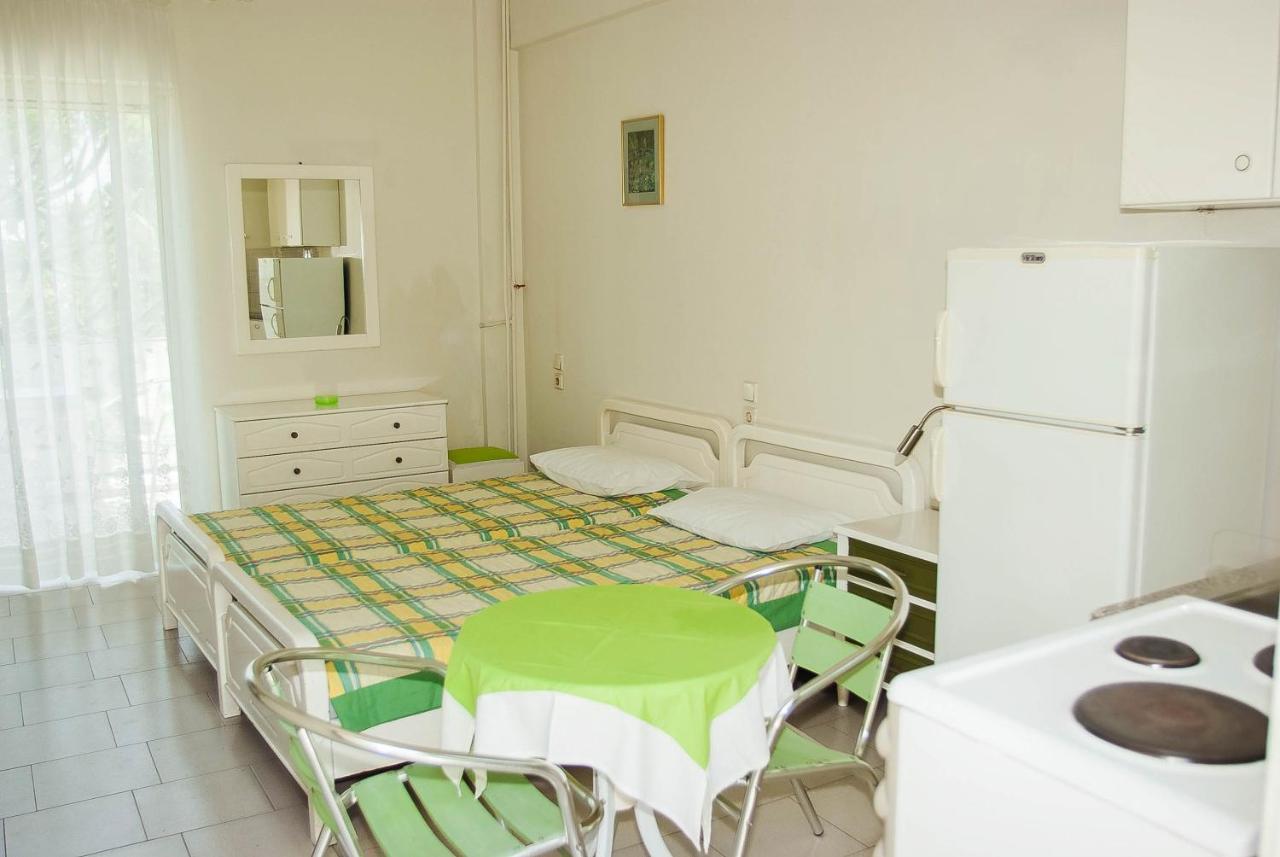 Ronzi Apartments カメナブルナ エクステリア 写真