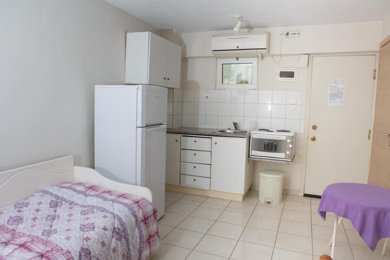 Ronzi Apartments カメナブルナ エクステリア 写真