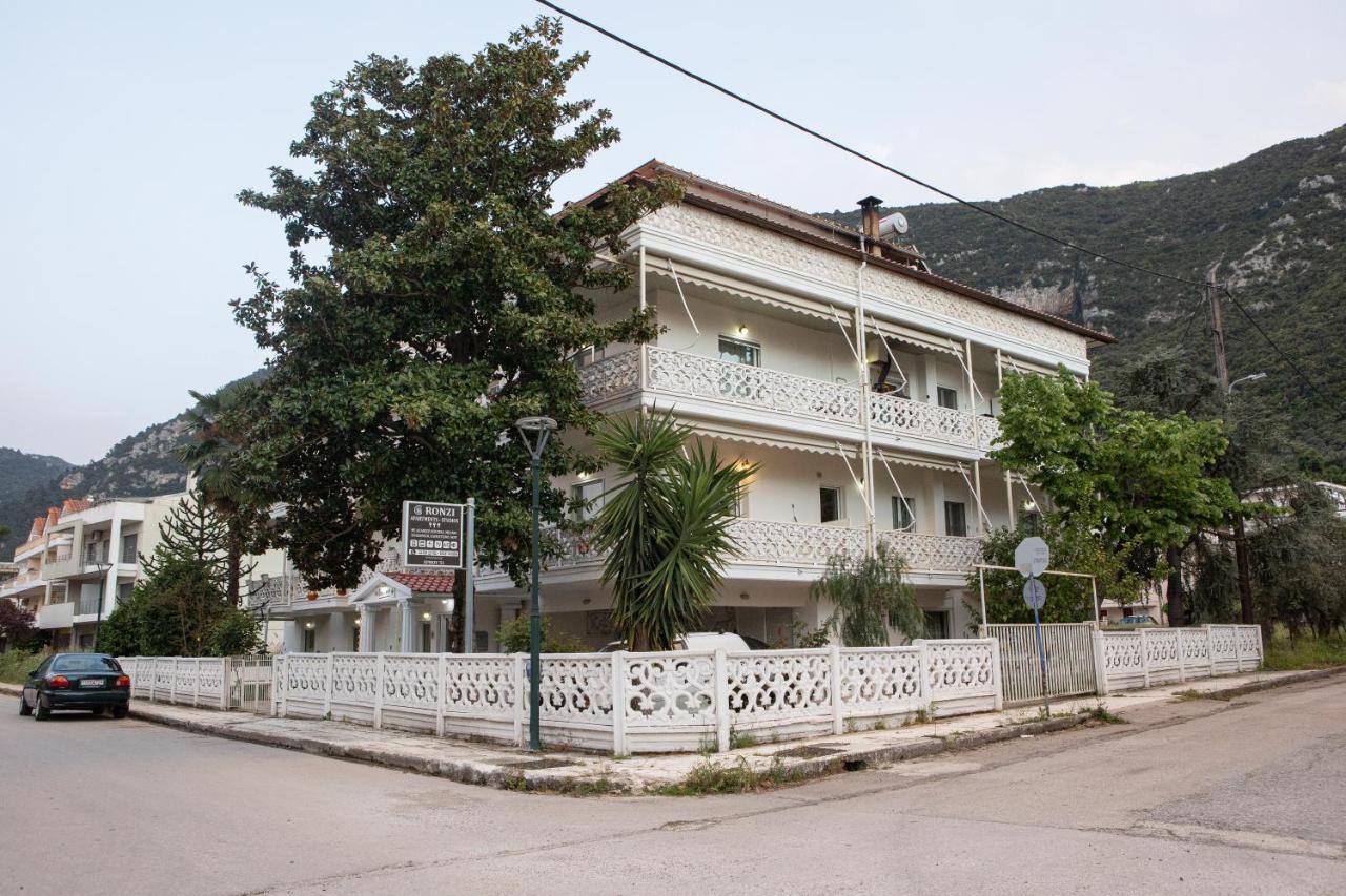 Ronzi Apartments カメナブルナ エクステリア 写真
